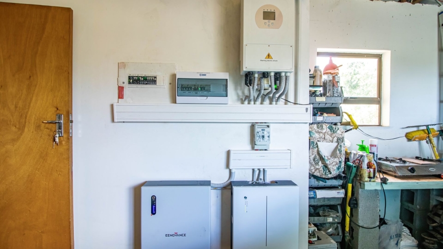 4 Bedroom Property for Sale in Cove Rock Eastern Cape